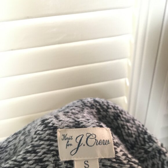 J. Crew black & white size small sweater - Picture 5 of 6